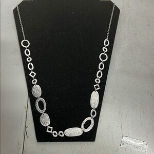 Elegant Silver Necklace
